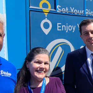 MTM Transit teammates in Austin, Texas recently welcomed a special guest: the U.S. Secretary of Transportation Pete Buttigieg!